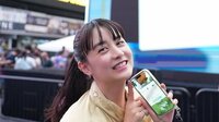「お父様もスタイル良い！」山本美月 父と『ポケモンGO』イベント参加で親子ツーショットを公開！父娘でのNY旅に「2人旅なんて素敵」