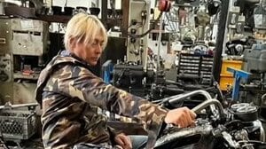 ヒロシが“愛車”ハーレーを披露！ワイルドにまたがるショット公開に「似合ってます」「バイク雑誌かと」と絶賛の声