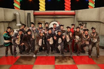 「爆チュー問題 クリスマスライブ2021」を地上波版に再編集し放送決定！