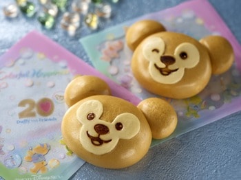 ダッフィーの20周年メニューが登場！初登場の「ダッフィーまん」やシャボン玉モチーフの丸形ポップコーンバケットなど盛りだくさん