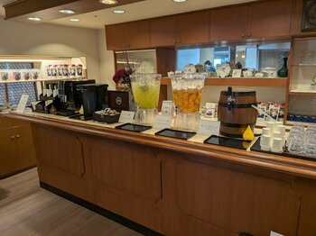 【伊東小涌園】ロビーラウンジでウエルカムサービスの提供開始