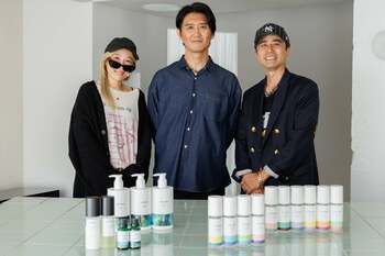 「静寂の儀式」を宮古島で。VILLA AYIN × SHEGREENが提案する、⾹りで⼼を整える滞在