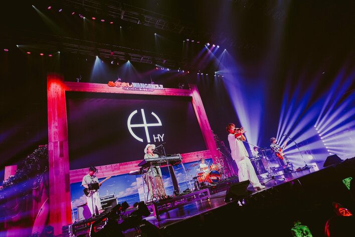 【独占＆写真23枚】観客感動！HYが『366日』をNiziU・RIMA＆FRUITS ZIPPER・仲川瑠夏と泣ける美声コラボ！『新しいカギ×めざましライブ』