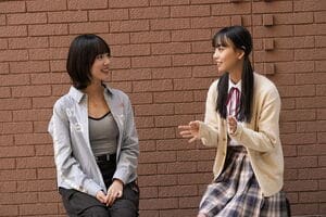 “ヨコ西ガール”を演じる並木彩華＆松本麗世 「共感できる部分を見つけながら、身近な存在として見てもらえたら」『横浜ネイバーズ』