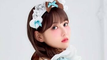 「破壊力ありすぎ」佐藤ノア“絶対領域”あらわなミニスカメイド風ショット連発！360度どこから見ても無敵の“かわいい”にファン悶絶「天才的」