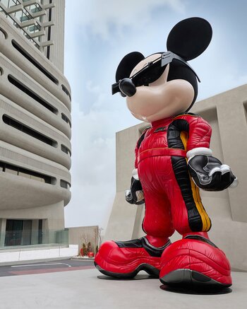 GENTLE MONSTER、2026 CIRCUITコレクションローンチ… Disney × F1(R) のテーマを活用したソウル・上海ポップアップオープン