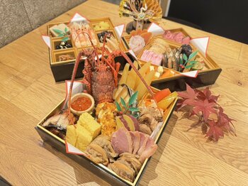 晴れやかな新年を彩る、海の幸山の幸を盛り込んだ贅沢生おせち料理2種　2025年10月1日から予約開始