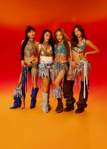 圧巻のダンスと“ガールボス”の覚醒──no na（ノナ）、HEAD IN THE CLOUDS Tokyoで日本初降臨