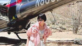 SNS400万人超のあさぎーにょ グランドキャニオンの絶景バックに祖母と“喜びの舞” 映えショット公開「もう洋画の世界」