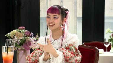 幾田りらが語るYOASOBIとの切り替え「衣装とヘアメイクとikuraという