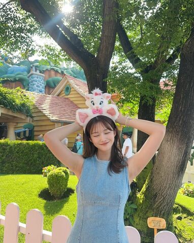 スーパーセール タイムセール 時間 フジ原田葵アナ 大学時代の友人とディズニー満喫！デニムの その他