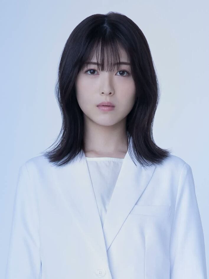 浜辺美波が『ドクターホワイト』に主演！驚異的な医療知識を持つも記憶