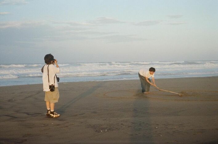 坂東龍汰 ”まるで夏休みの小学生”あどけない表情からエモーショナルな1
