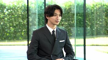 竹内涼真、髙橋海人が驚いた横浜流星の「ドラキュラみたい」な生活