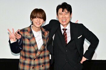 原田泰造 “バイブル”をお忍び鑑賞するも「サーッと帰りました（笑）」中島颯太は両親の映画デートを報告『おっパン』感謝御礼舞台挨拶
