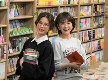 ＜連載⑩＞【動画あり】女性アナカレンダー2021～宮司愛海アナ＆鈴木唯アナ「この書店には社割でよく買い物に来ます（笑）」