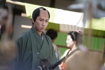 「だてかめ！」2人の亀梨和也と宮舘涼太“奇跡の3ショット”にSNS大興奮『大奥』