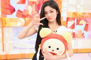 ILLIT・IROHA メンバーのYUNAHや“先輩”NiziU・RIMAのエールで苦手な朝もウキウキ＆パッチリ！生原稿読みは「次回こそ絶対に100点で」