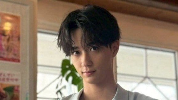 「彼氏感ハンパない♡」野村康太 韓国での“デート風ショット”にファンもん絶！「素の感じがめっちゃいい」マフラーに顔をうずめた姿や自撮りをする様子に注目