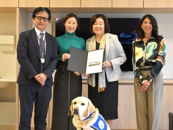 病気とたたかう子どもたちへ良質の音楽を　冨田勲研究会とシャイン・オン！キッズのコラボで立体音響システムを寄贈