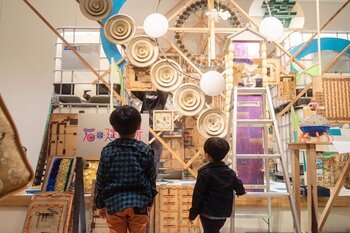 アトリエ・エトワール、9月23日（水）から三井住友銀行東館1階 アース・ガーデンにて展覧会「ひらく｜Eclosion -石田延命所と子どもたち」を開催
