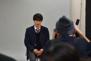 【独占】岡田健史主演ドラマ『いとしのニーナ』メインビジュアル撮影に密着！