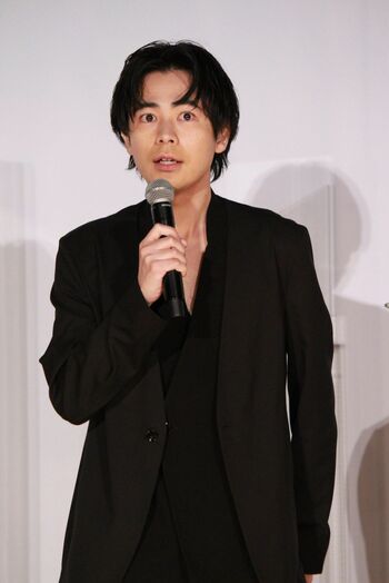 成田凌 久しぶりに劇場いっぱいの観客を前にして「興奮しています！」