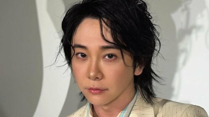 「花嫁かと思った！」ミセス・大森元貴 純白×でかリボンの衣装で“妖精”に！？若井滉斗＆藤澤涼架も独創的衣装姿でリラックス「ビジュ良すぎて死にそう」