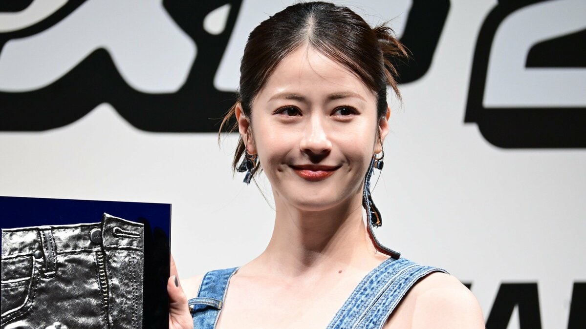 新品タグ付ꕥイウエンマトフ デニム ビスチェ サロペット 松本若菜さん