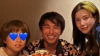 中尾明慶　妻・仲里依紗と息子(10)との3S披露　36歳の誕生日を迎え幼少期写真も公開　「息子にそっくり！」と驚きの声