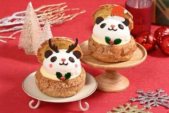 【椿屋珈琲・ダッキーダック】可愛らしいパンダがトナカイとサンタに大変身！