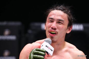 矢地祐介、逆転勝利を語る「幼い頃にやっていたサッカーが出た」