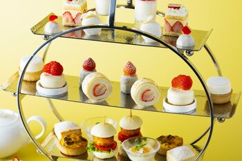 【ハイアット リージェンシー 横浜】The Union Bar & Lounge「ホワイトストロベリー・アフタヌーンティー」とシグニチャーケーキ「シシリアン」販売のお知らせ