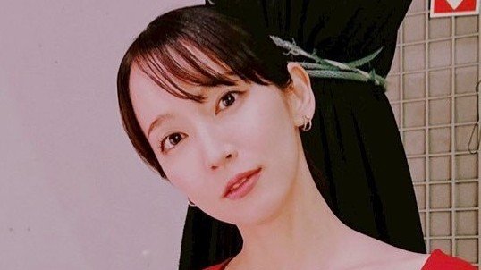 吉岡里帆 様々な髪形の“どんぎつね”を披露「どれが良いと思いますか？」ゆる巻きボブからロングなど変幻自在ショットにファン悶絶「全部ええねん！」
