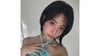 NiziU・MAYA ヘソ出し＆ミニスカの“抜群スタイル”披露！黒髪ロングの透明感あるMVオフショットに「真夏のビーナス」「エグすぎ」