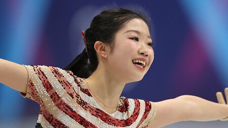 “令和の真央ちゃん”初五輪で1位の17歳喜びショットが話題！中井亜美 “異次元すぎる”トリプルアクセルで鮮烈なSP1位発進！「「またフィギュア界にスター出現…」【ミラノ・コルティナ五輪】