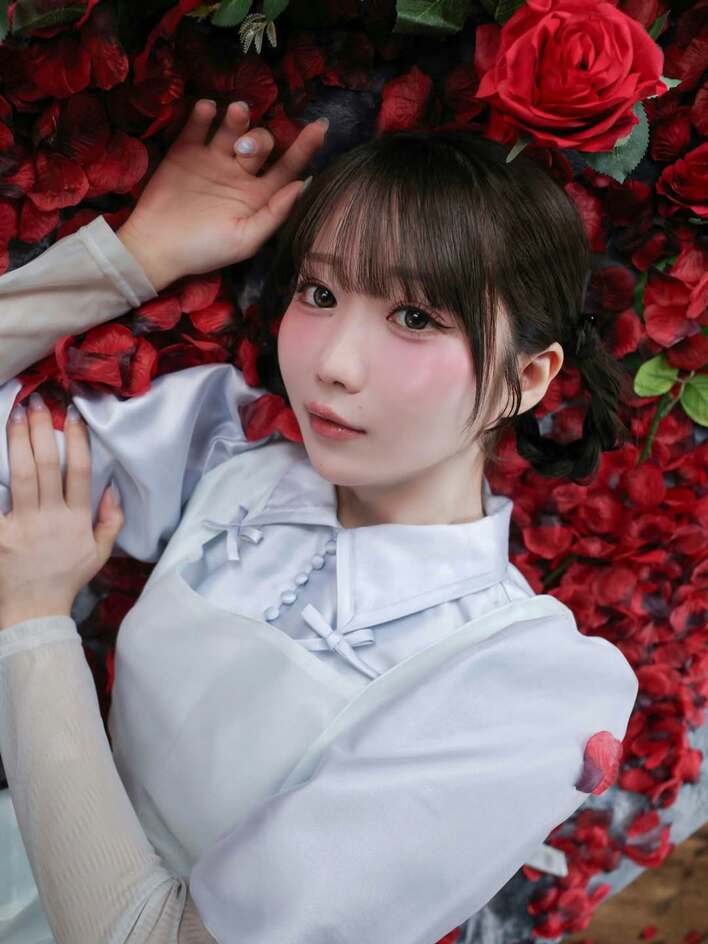メロすぎて罪」=LOVE大谷映美里 新曲『劇薬中毒』MVオフショットを大量