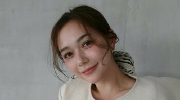 村重杏奈 3kg減ランジェリーショット公開！縦線入った美ボディ&すらり伸びた美脚に「スタイル良すぎ」「ストイックさ流石です」