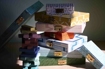 【talkative】ONLINE STORE EXCLUSIVE JEWELRY BOX