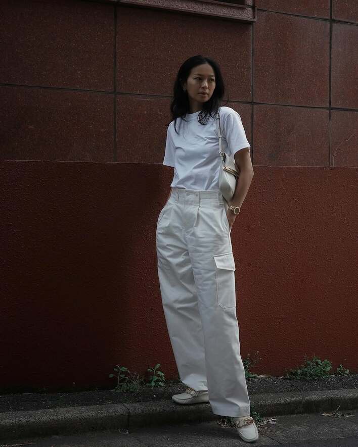 【画像6枚】「全身白がこんなに似合うなんて羨ましい」榮倉奈々 白でまとめた“おしゃれ上級者コーデ”を見る