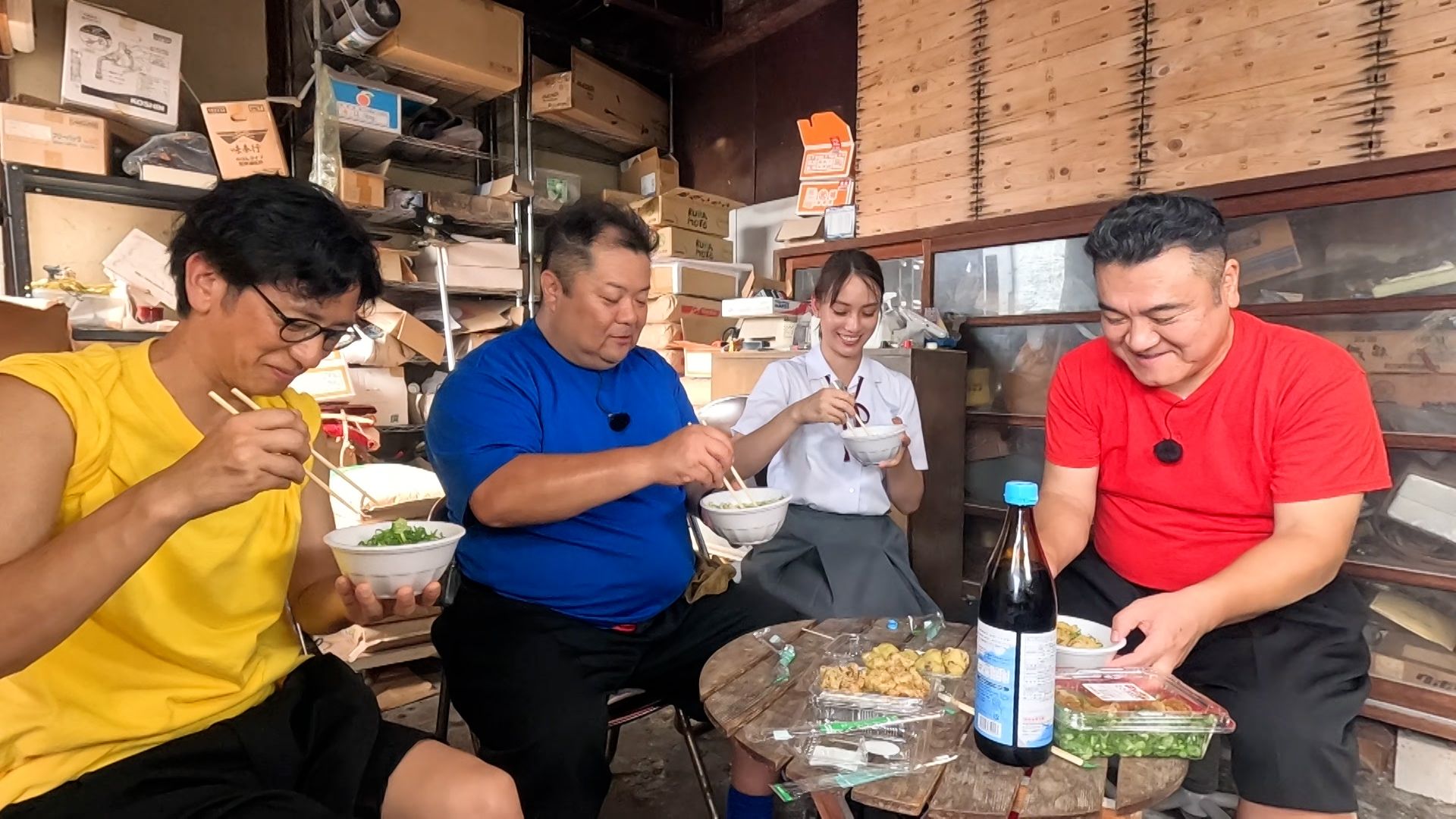 滝沢カレン「東京では出会えない」香川県の5大讃岐うどんを堪能