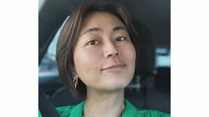 氷川きよし「ピンヒール履くと気持ち上がる」美脚際立つコーデで抜群のスタイルを披露！「どちらのモデルさんかしら」にっこりほほ笑む自撮りショットも公開