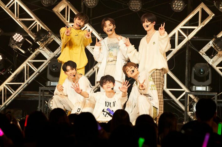 DXTEENがデビューシングルイベントで「好き！」「好きやで！」「好いとうよ！」ファンへの愛を連発