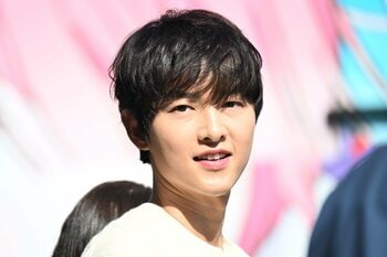 新宿に降臨したソン・ジュンギ 集まった2000人に投げキスやハート連発！FOD配信 主演ドラマ『マイ・ユース(My Youth)』イベントで「お会いできて感無量」と愛情たっぷりにあいさつ