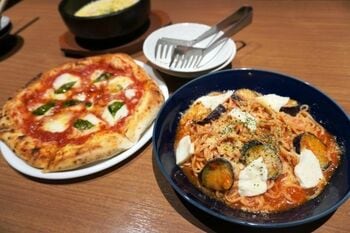 食事中に席を外した間に友だちが自分の話をしていたら…悪口だと思ってイヤな気持ちになる？