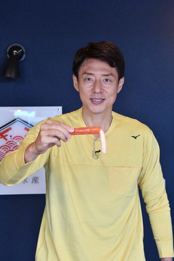 松岡修造、男鹿半島の紅ズワイガニのおいしさに「今日から僕は紅ゾウ」宣言