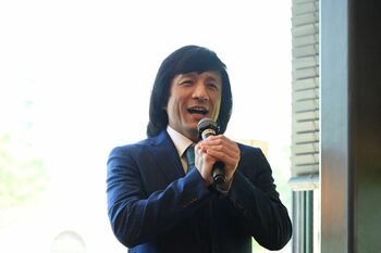 ジャッキーちゃん ジャッキー・チェンとの初対面はドッキリ！「汗かいた僕に、『大丈夫？』ってあおいでくれて…」