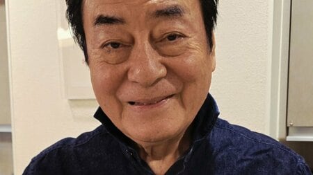 顔よりデカい！高橋英樹 規格外の“巨大エビ”で超豪華な自宅ディナーを公開！「とにかくプリプリっでチョ～～旨い！！！」と大絶賛