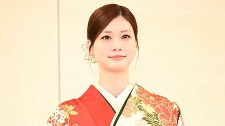 生見愛瑠「休まず働き続けたい」今年の抱負を語る 記者からのツッコミも「見ない日がないと言われる人に」艶やかな晴れ着姿を披露