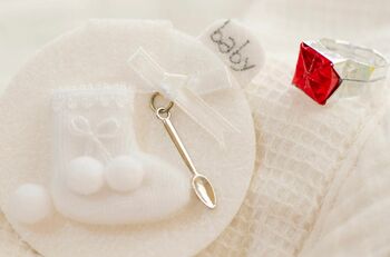 蒼井優、第一子妊娠を発表！「出産は夏頃を予定しております」